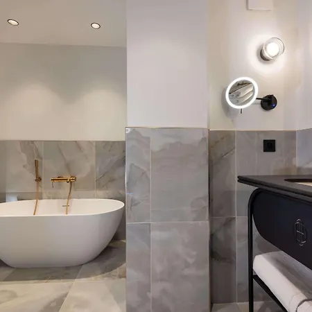 Hotel Maison Hamelin - Handwritten Collection 4*